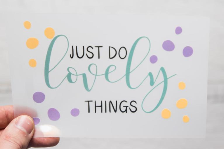 Immagine da stirare designer \"Just do lovely things\" di Unikati – Bag Design (Cod. art. 9409)
