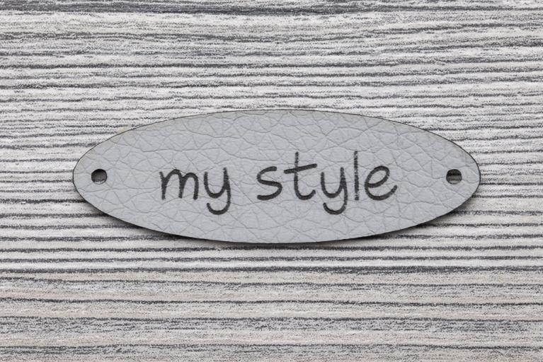 10 etichette in pelle sintetica grigie \"my style\" (Cod. art. 8105)